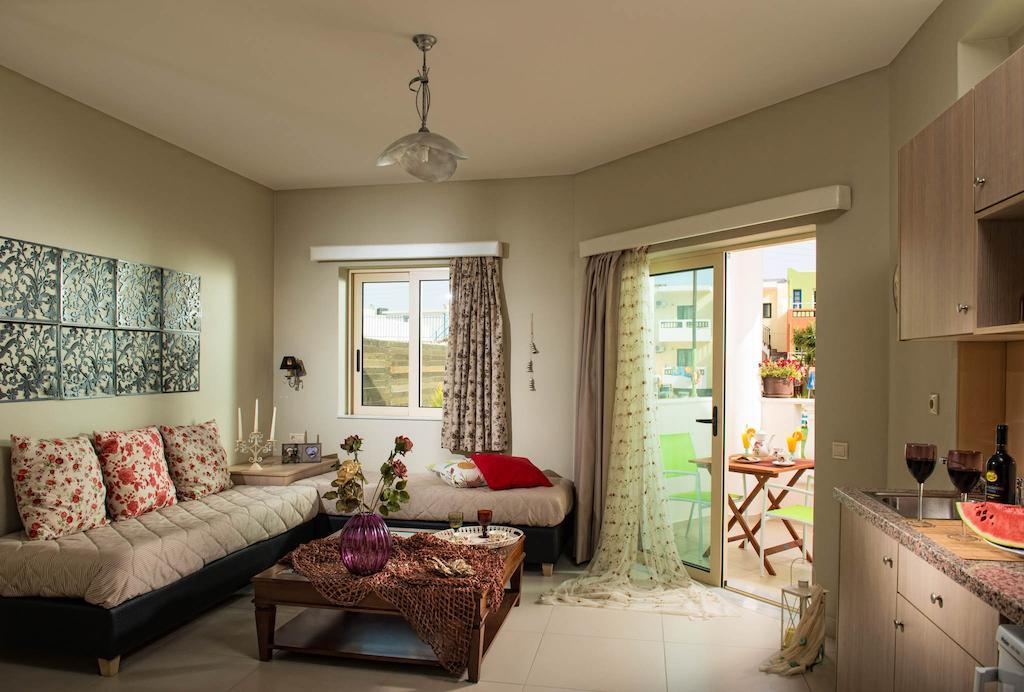 Kings Village Malia  Phòng bức ảnh